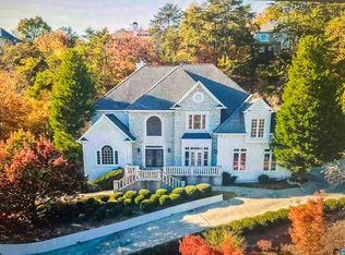 1737 Vestwood Hills Dr, Birmingham, AL 35216