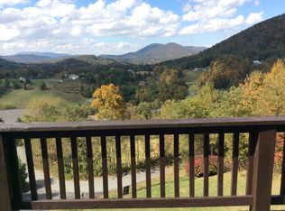 530 Critcher Meadows Dr, Boone, NC 28607