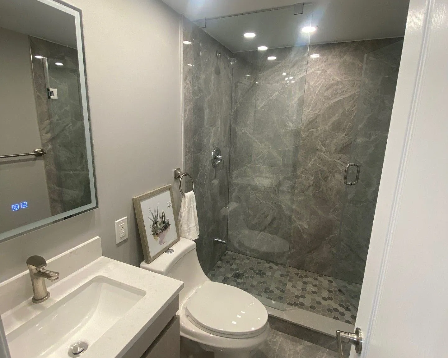 2 bed, $1,790 — Photo 2