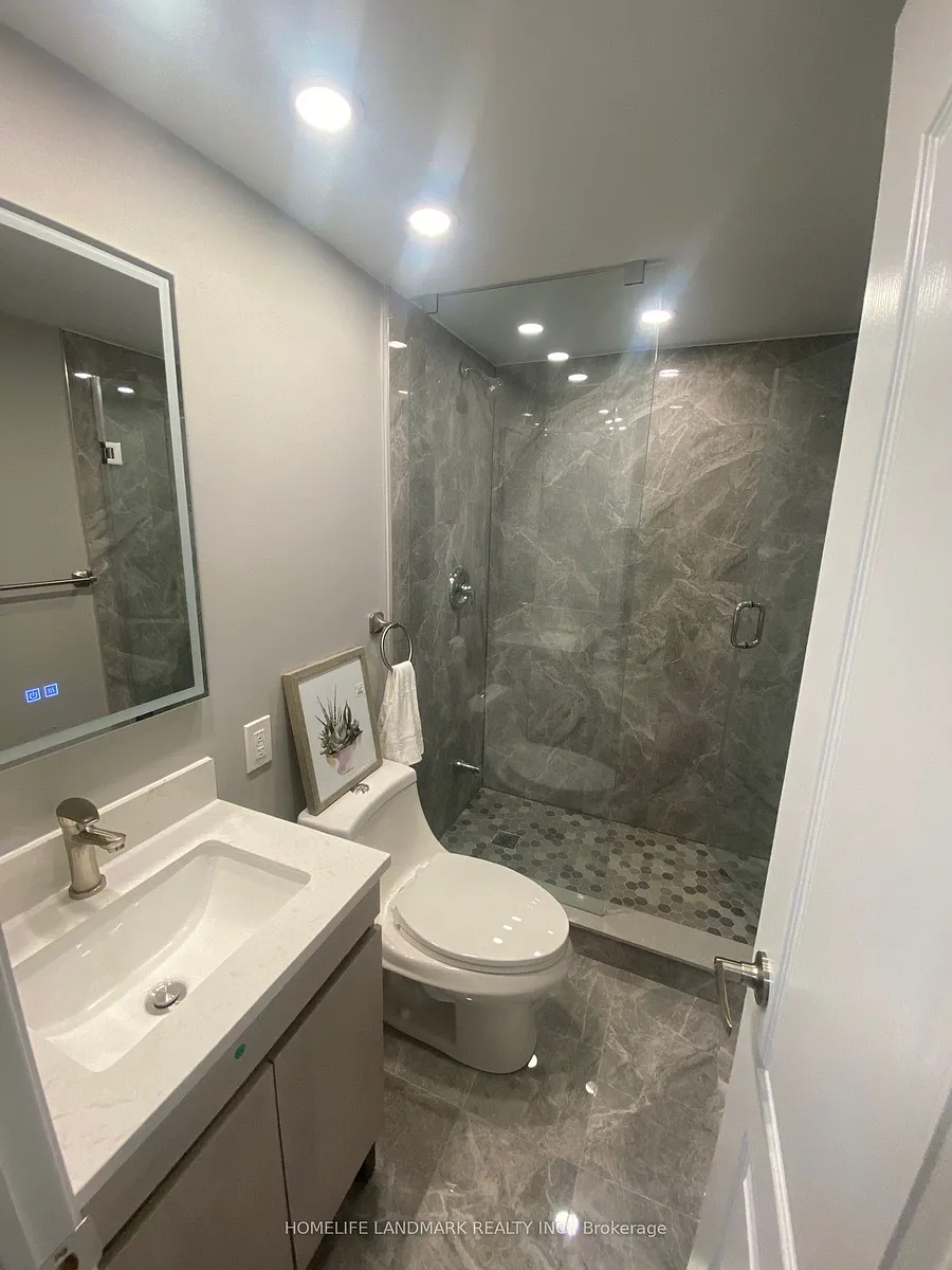 Building Photo - 489 Caboto Trl
