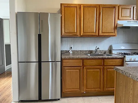 Rented by Keller Williams NYC | media 23