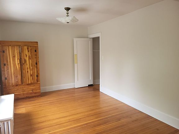 5th image of 1920 Noyes St #2