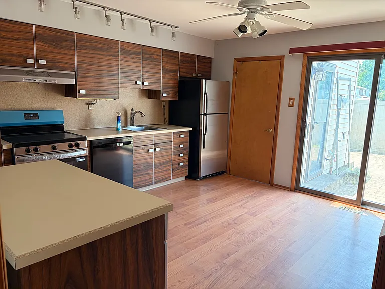 31 Fairmount Dr — Photo 23