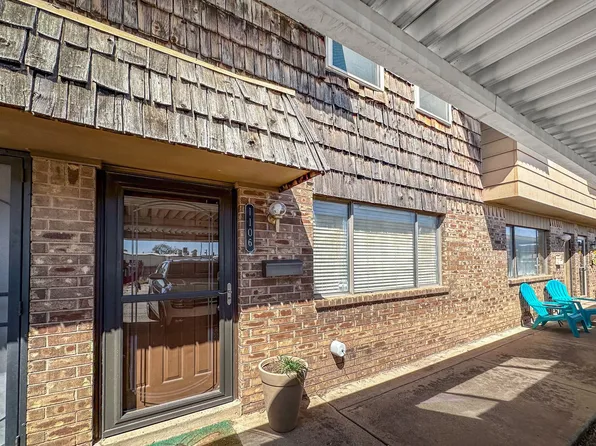 1106 N Sanger Pl, Hobbs, NM 88240