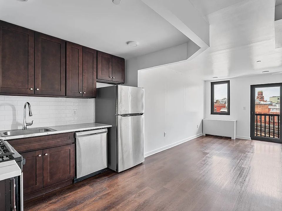 1st image of 864 Willoughby Ave #4B