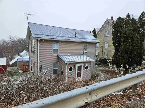 437 2nd St, Columbus Junction, IA 52738