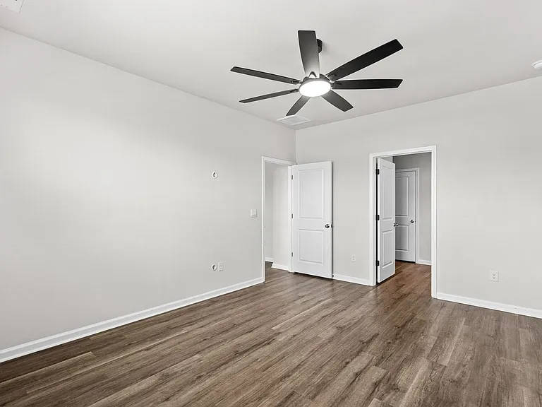 730 Gryffindor Dr — Photo 28