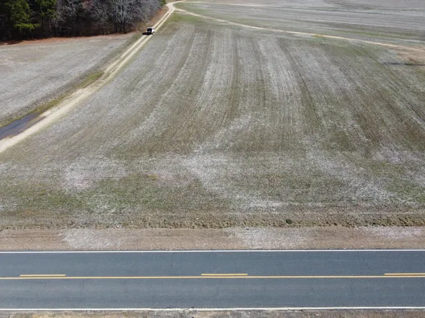 (undisclosed Address), Coats, NC 27521