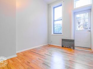 22 Goodwin Pl APT 1R, Brooklyn, NY 11221