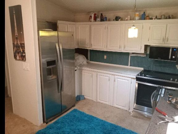 5th image of 833 Wayne Ave