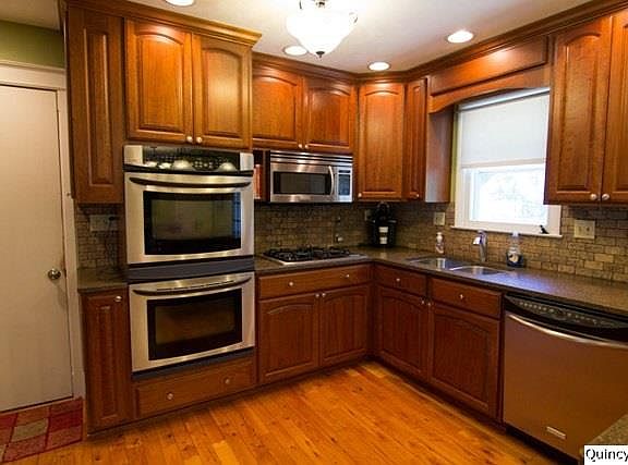 Home for Sale in Quincy, IL $187,950