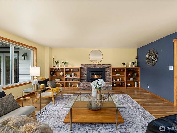 5th image of 1711 95th Avenue Ct E