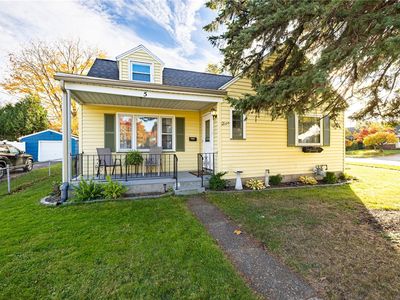 5 Brett Rd, Rochester, NY, 14609