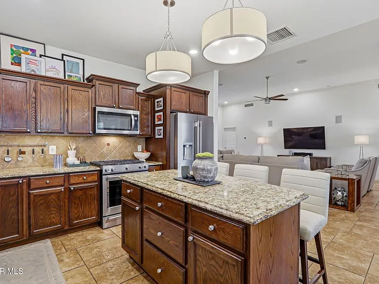 7417 Gulf Creek Dr — Photo 24