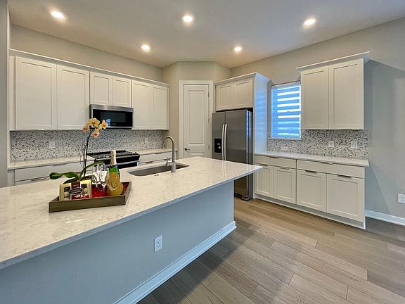 2nd image of 6958 Bridgman St