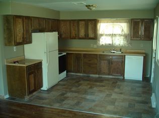 7133 SW Lario Ln, Topeka, KS 66619