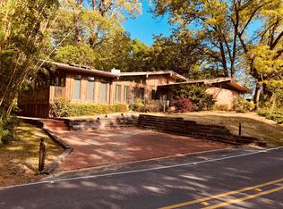 6700 Shore Dr, Ocean Springs, MS 39564