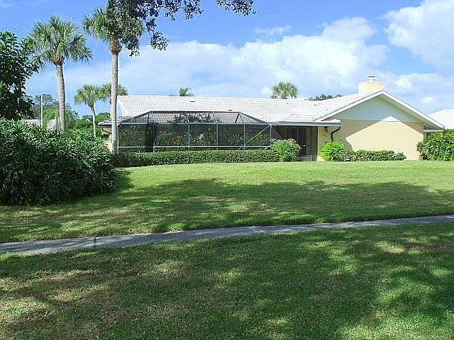 1st image of 127 Yacht Harbor Dr