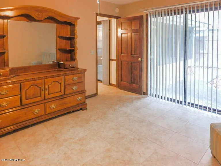 13009 Bent Pine Ct E — Photo 9