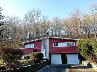 6075 Cherry Valley Rd, Stroudsburg, PA 18360