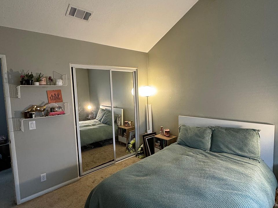 1st image of 2375 Elden Ave APT A1