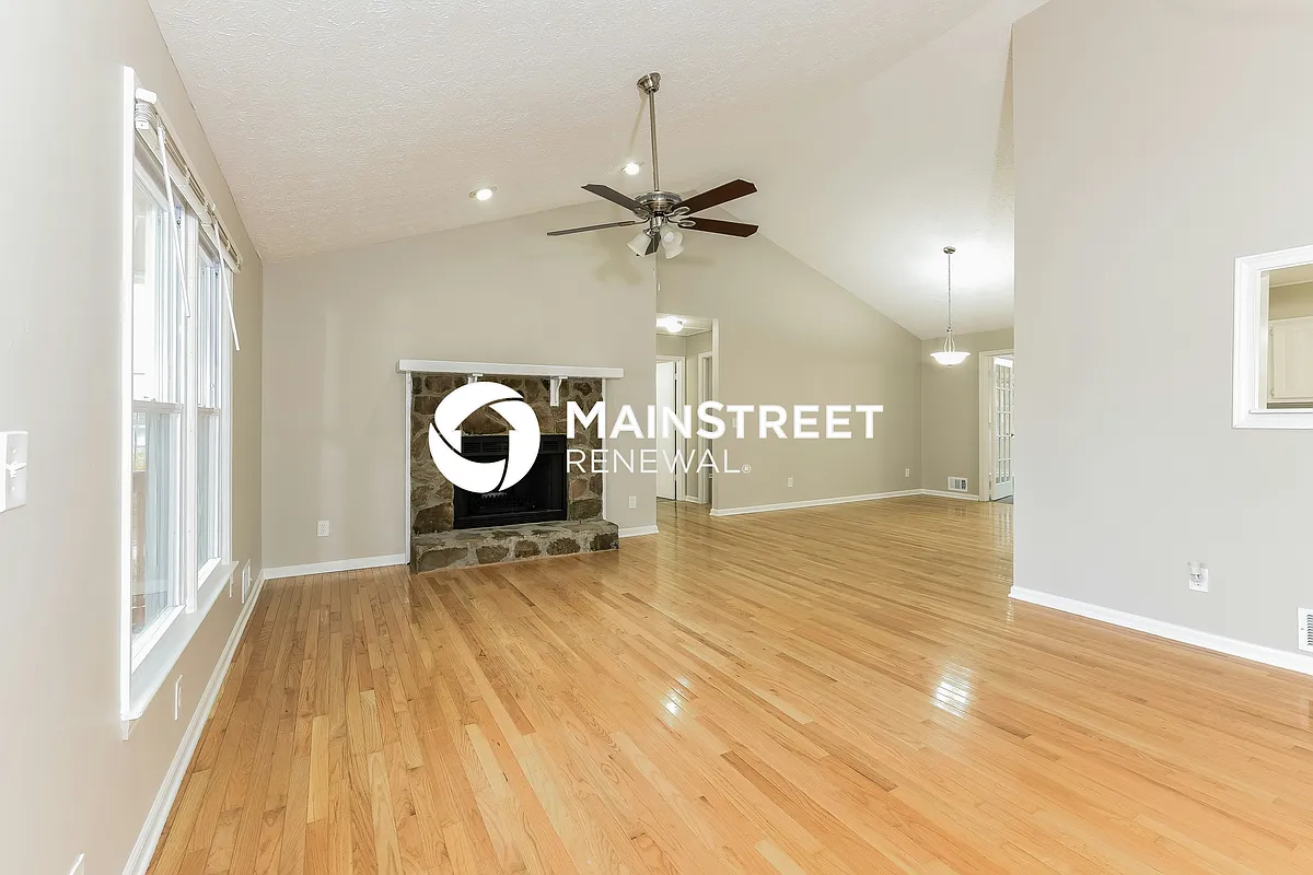 Living Room - 729 Fallowfield Dr