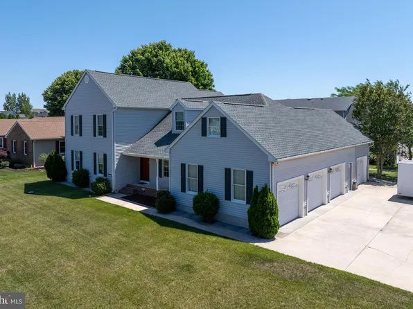 55 Bay Breeze Dr, Lewes, DE 19958