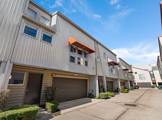 349 Sydnor St, Houston, TX 77020