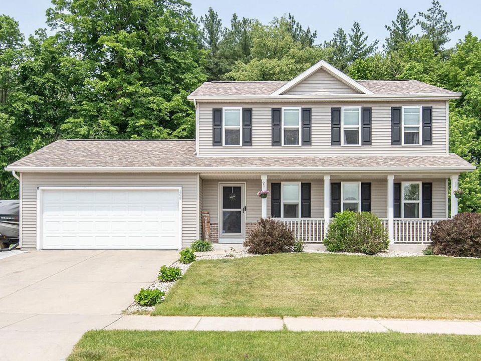 1st image of 208 Woodland Preserve
