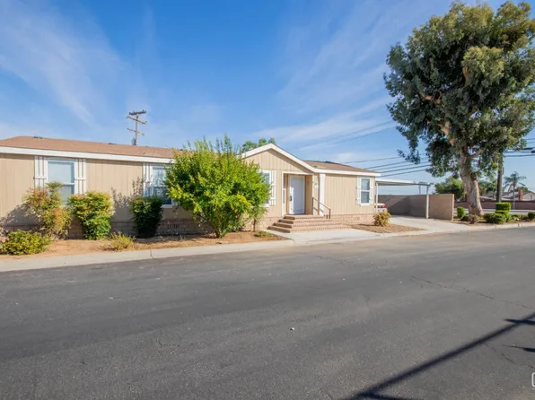 182 Sousa Ln, Bakersfield, CA 93308