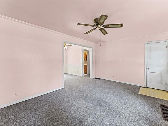 4th image of 5525 Hadley St