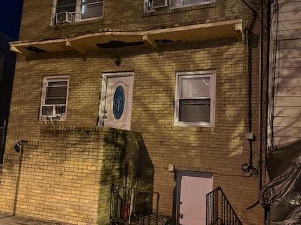 316 N 10th St