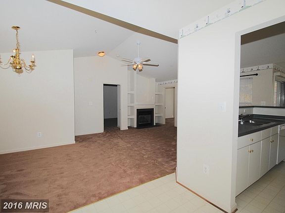 Dining Room adjacent to living room