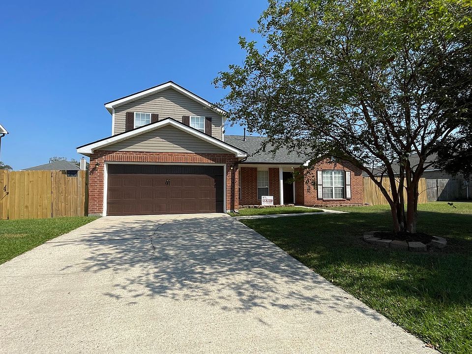1st image of 17470 Cherry Creek Dr