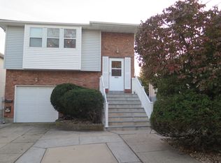 1315 Star Ave, Elmont, NY 11003