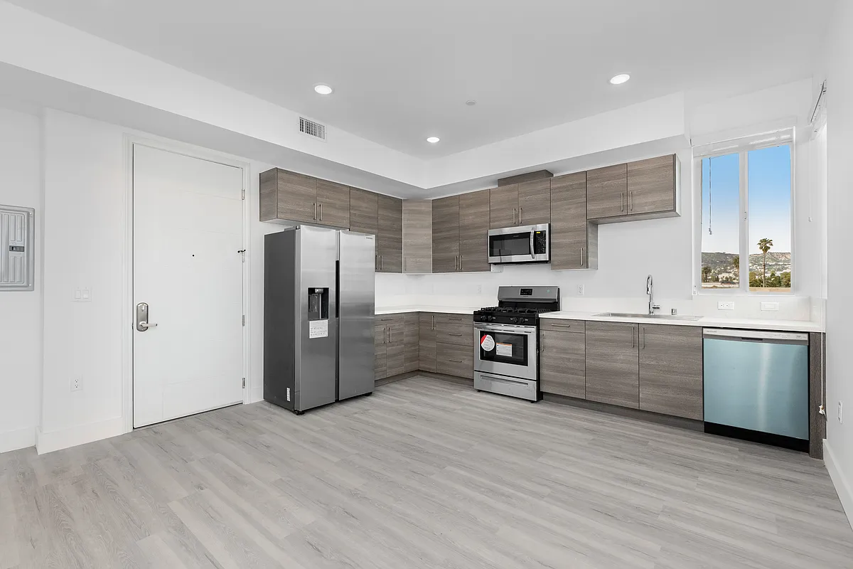 2-Bedroom - Kitchen - 549 N Heliotrope Dr.