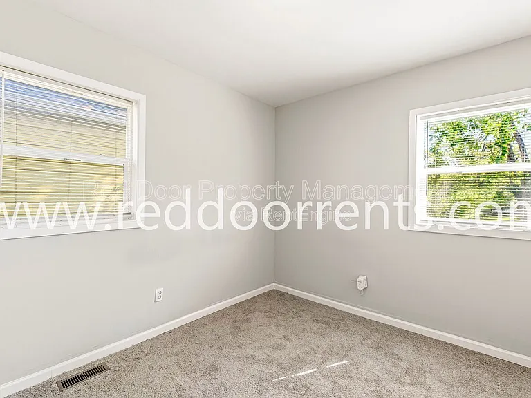 3207 N Arsenal Ave — Photo 18