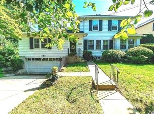 332 Warwick Ave, Douglaston, NY