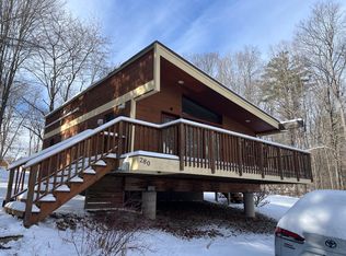 278-280 Strong St, Amherst, MA 01002