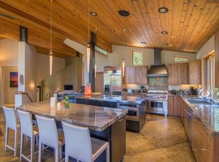 602 Forest Glen Rd, Olympic Valley, CA 96146