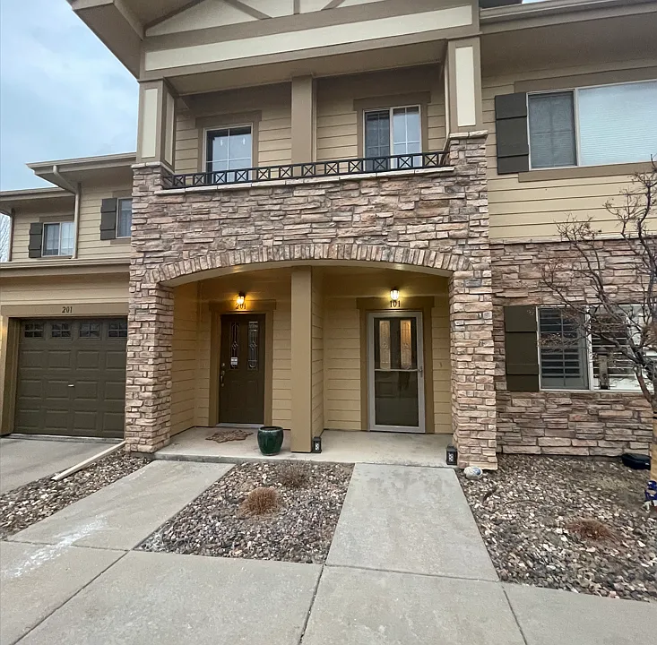11374 Xavier Dr #101
