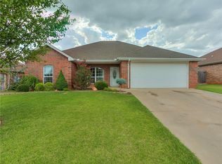 306 Beth Ln, Elk City, OK 73644