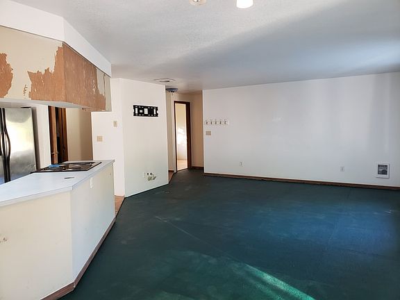 4th image of 446 Volesky Dr SE