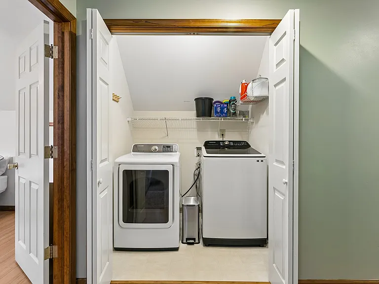 7976 Laura Ann Ln — Photo 35