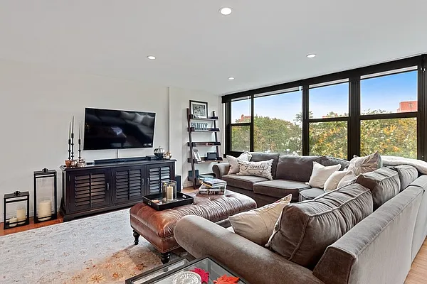 Sold by Shares of New York Marketing LLC | media 27