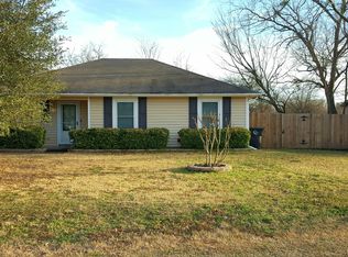 108 George St, Cleburne, TX 76031