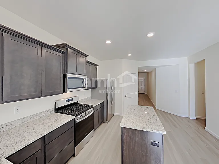 1215 W 17th Ave — Photo 3