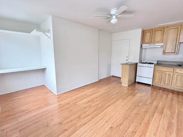 5745 Willowcrest Ave APT 5, North Hollywood, CA 91601