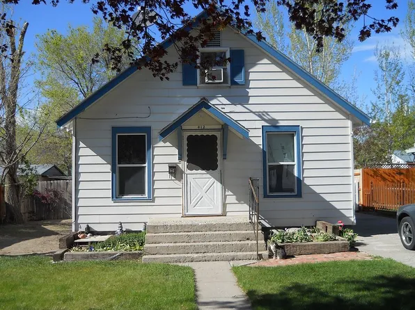 412 1st Ave E, Jerome, ID 83338