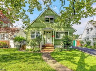 740 Thompson Ave, Roselle, NJ 07203